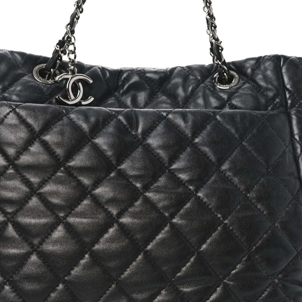 Lambskin Quilted Week End on Mars Tote Black
