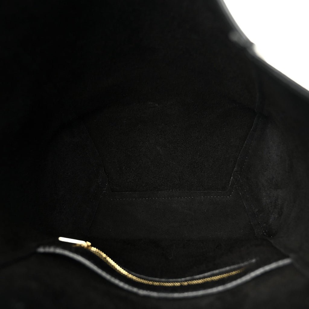 Soft Grained Calfskin Small Sangle Bucket Bag Black