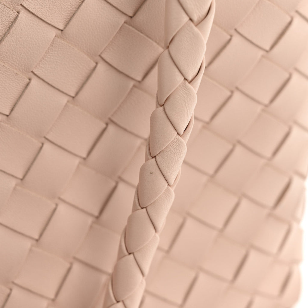 Nappa Intrecciato Medium Andiamo Shoulder Bag Lotus