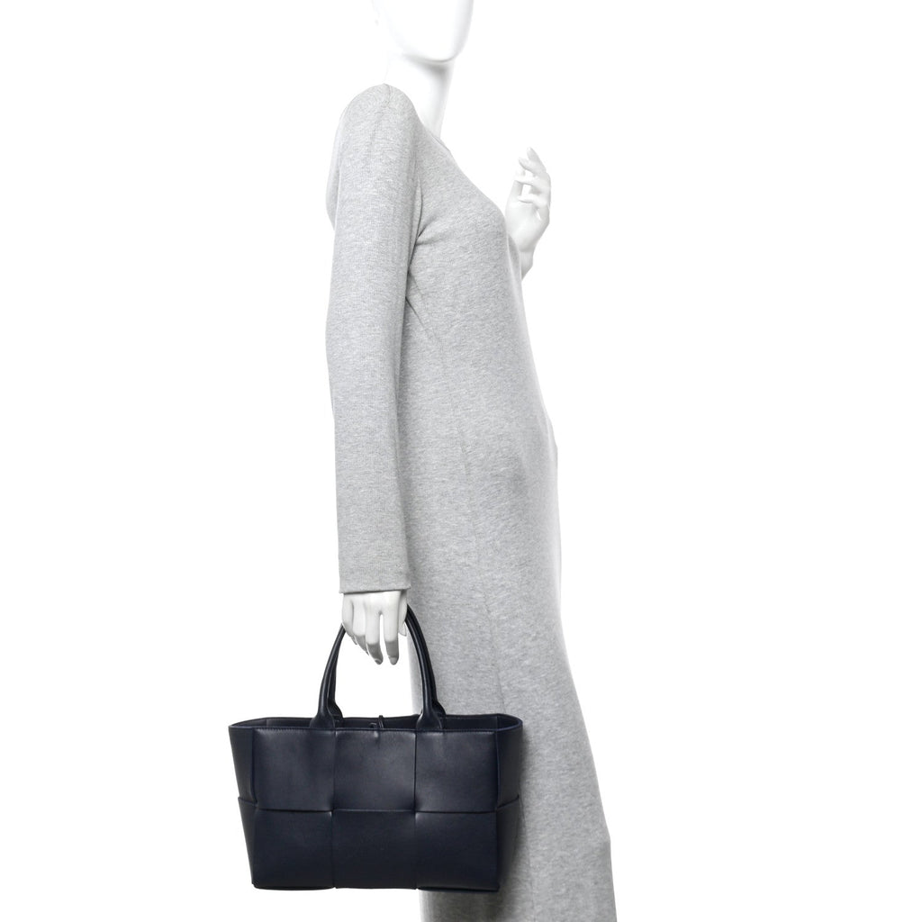 Nappa Maxi Intrecciato Small Arco Tote Space