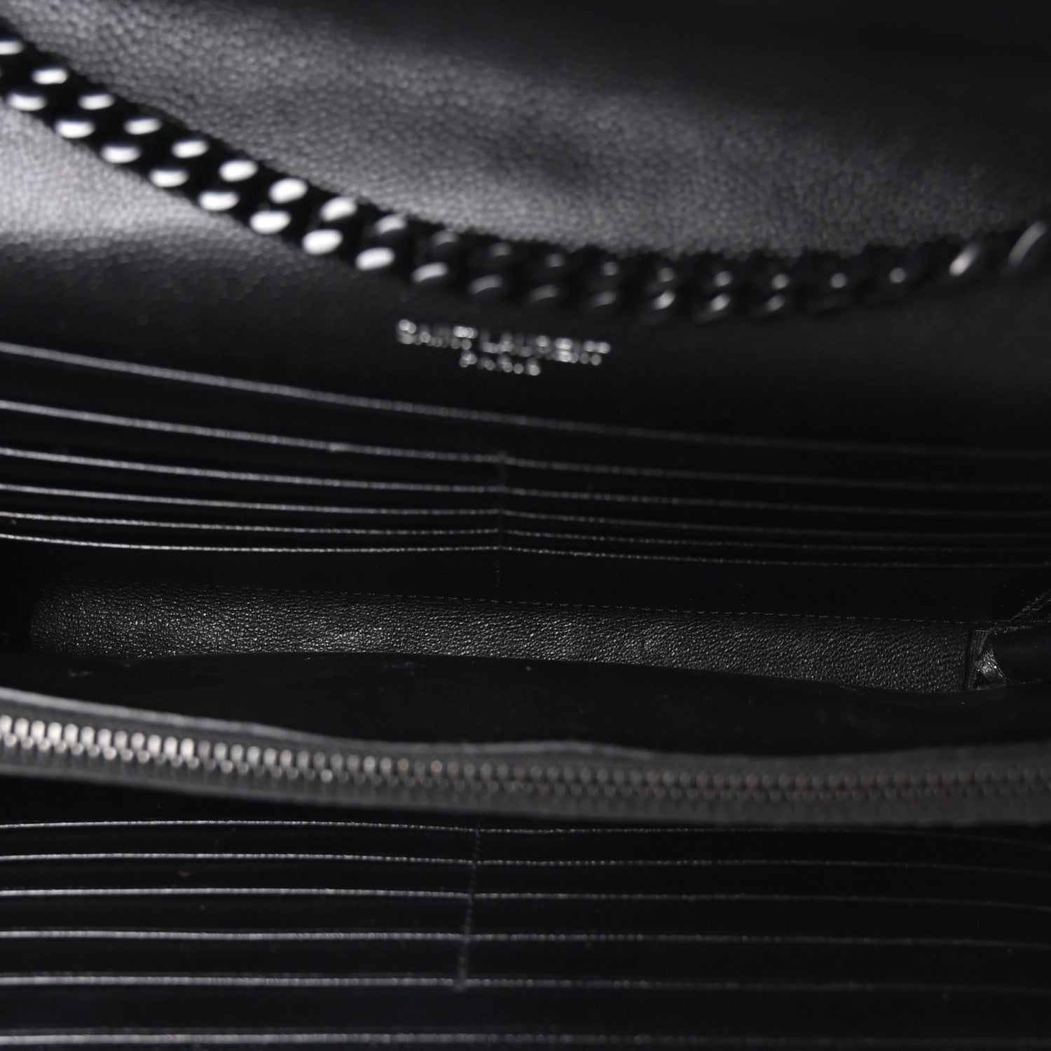 Grain De Poudre Matelasse Chevron Monogram Monochrome Chain Wallet Black