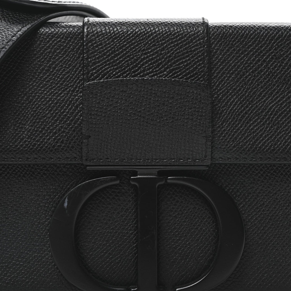 Ultra Matte Grained Calfskin 30 Montaigne Box Bag Black