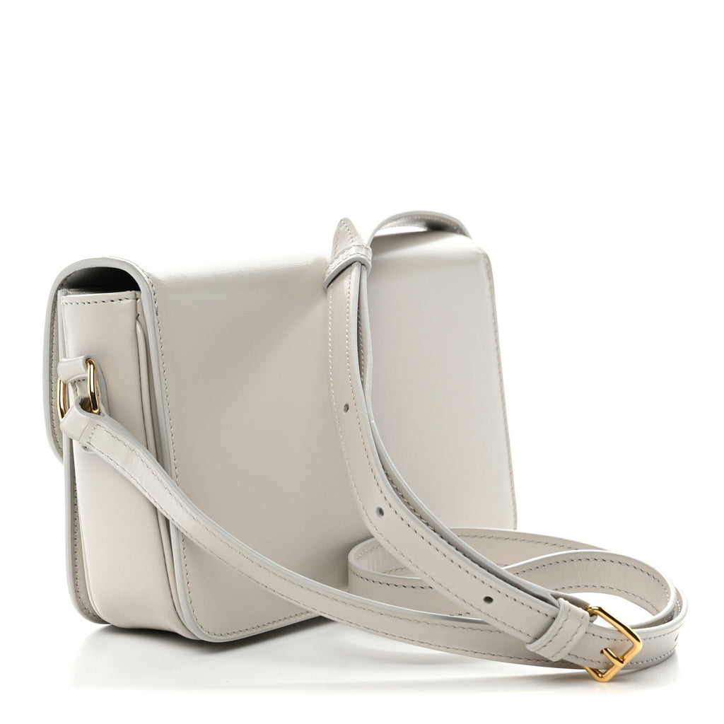 Shiny Calfskin Teen Triomphe Chalk