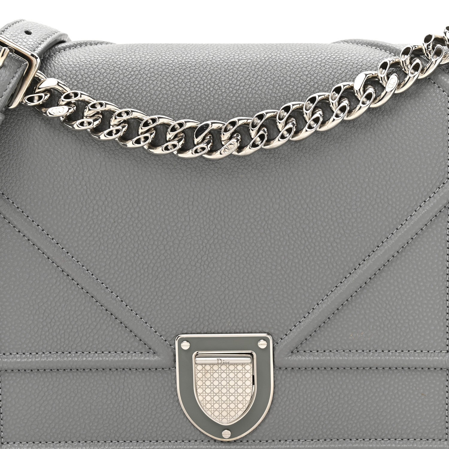 Grained Calfskin Medium Diorama Flap Bag Gris
