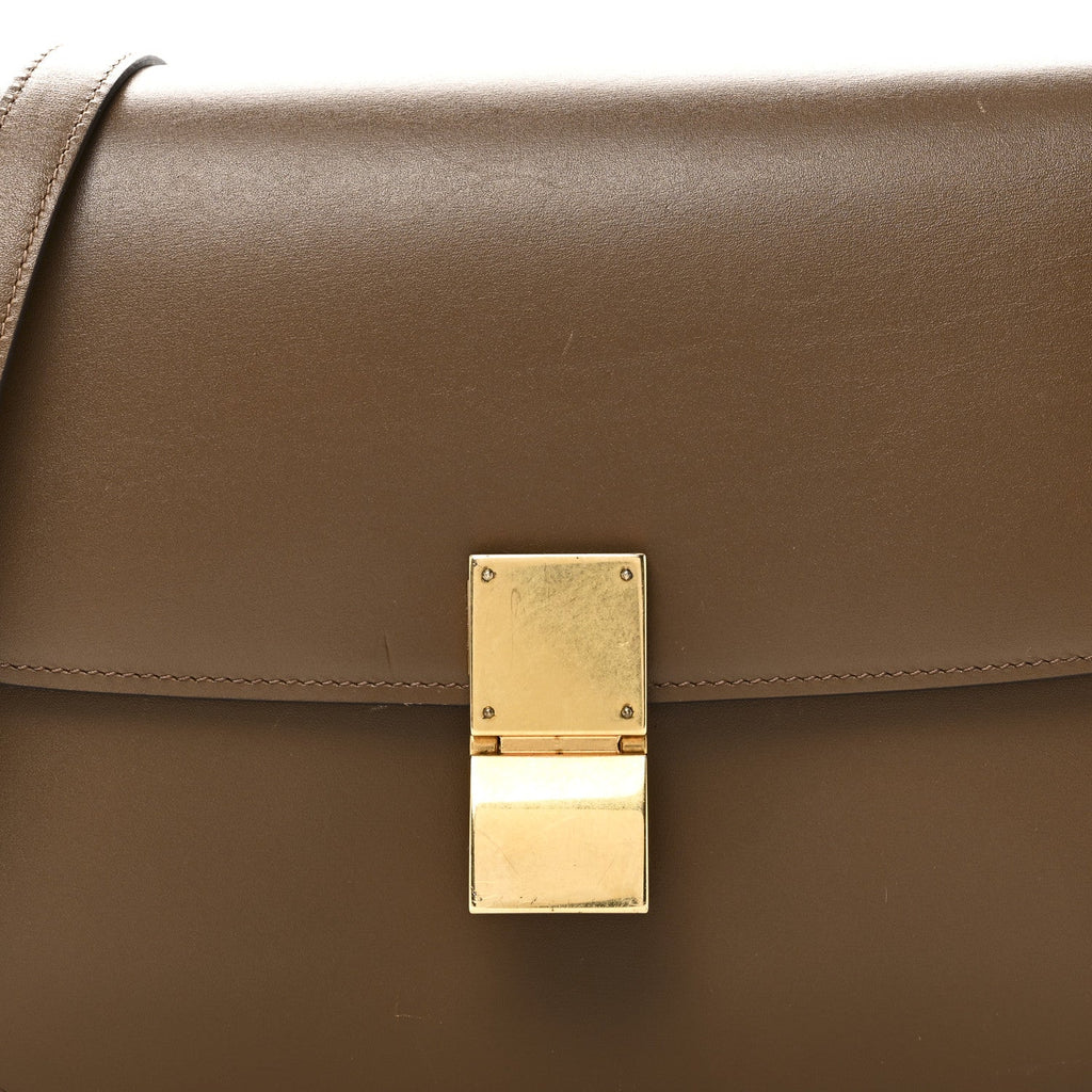 Box Calfskin Medium Classic Box Flap Bag Camel