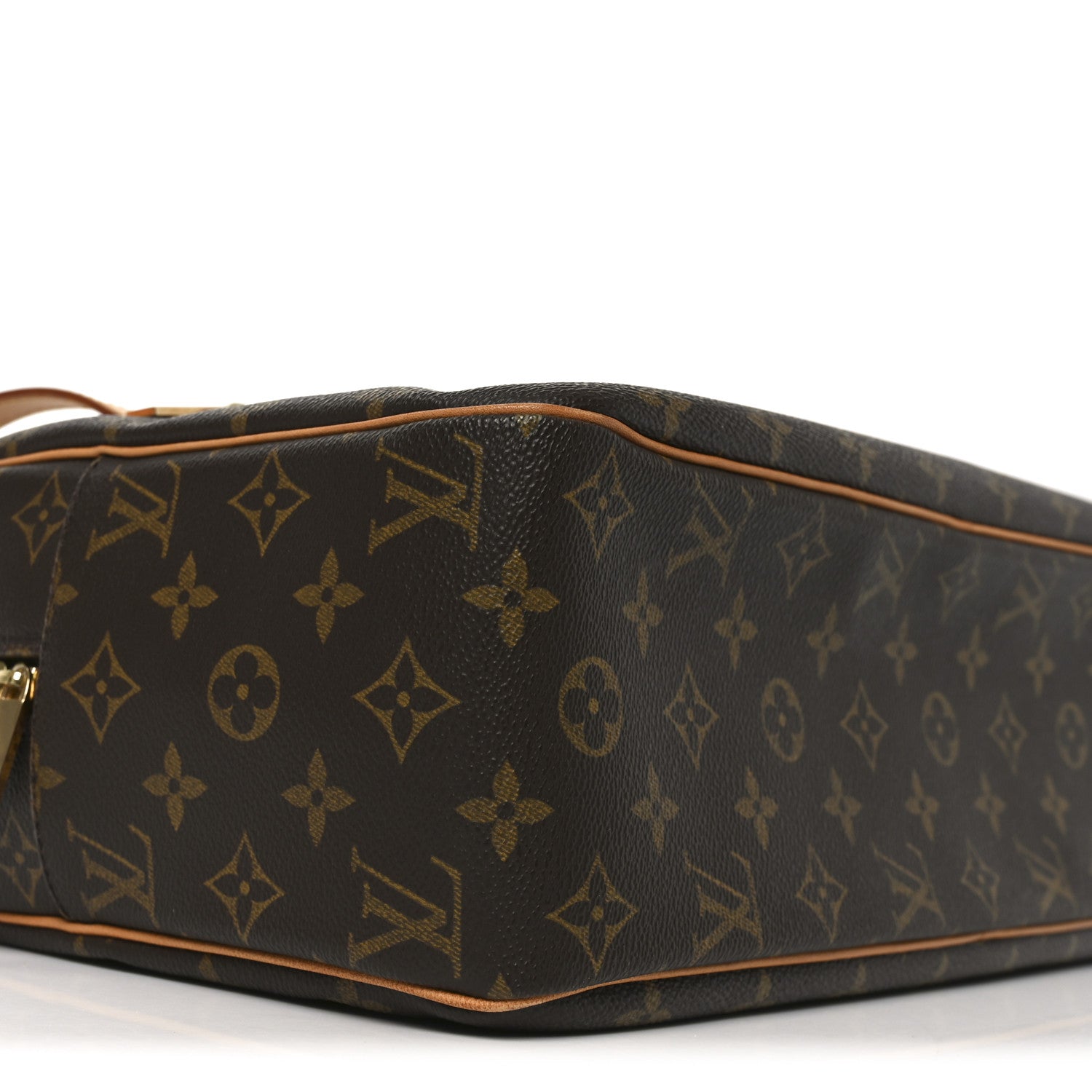 Monogram Cite GM