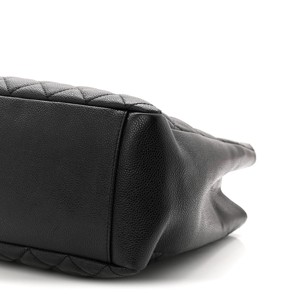 Caviar Quilted Grand Shopping Tote GST Black