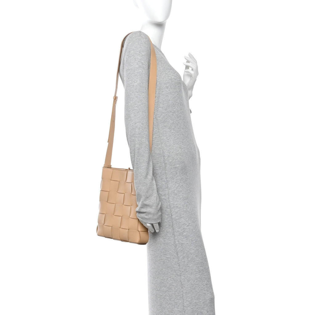 Lambskin Maxi Intrecciato Cassette Messenger Almond