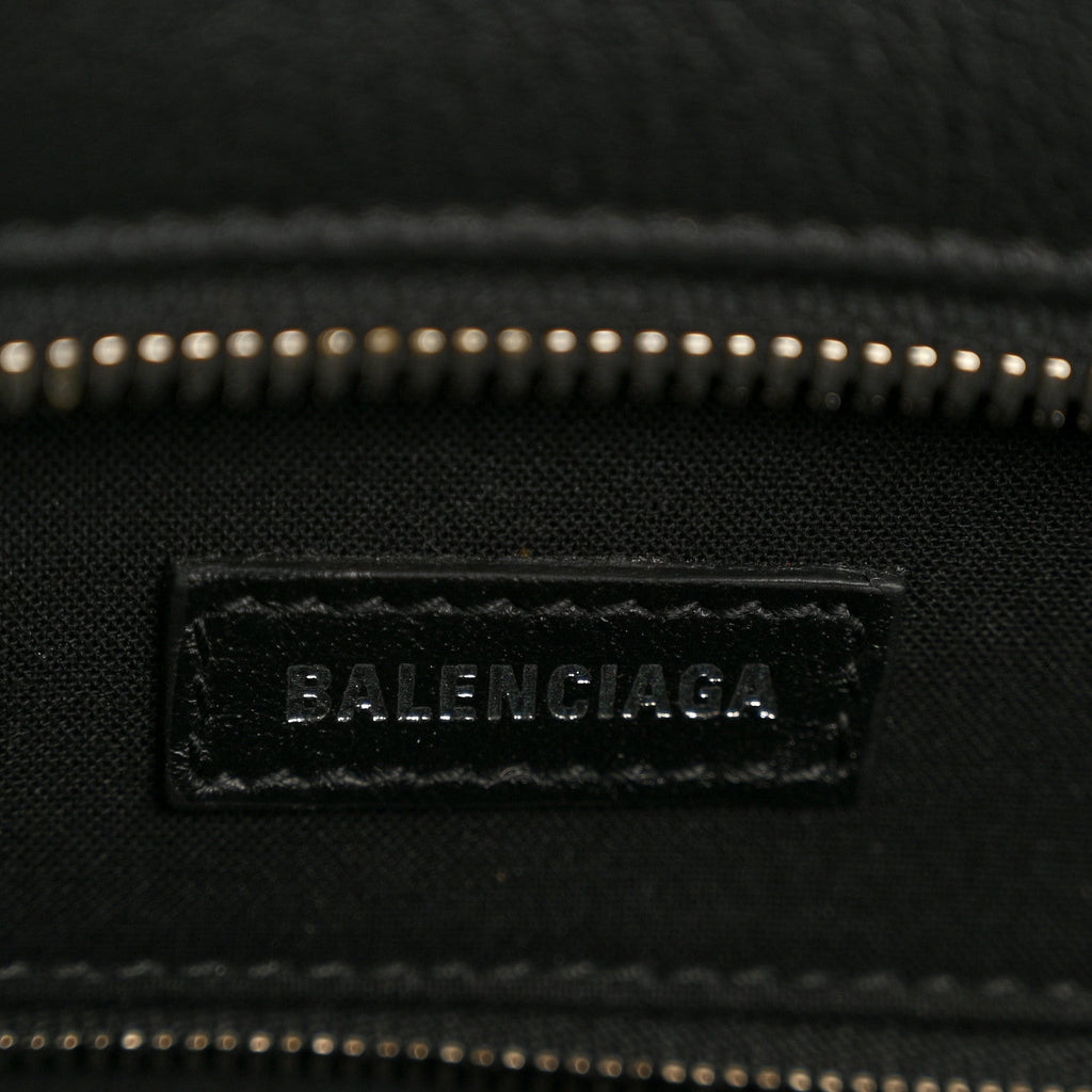 Smooth Calfskin Everyday East West Tote Bag Black