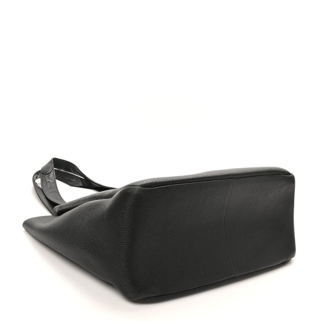 Vitello Daino Soft Large Dynamique Tote Black