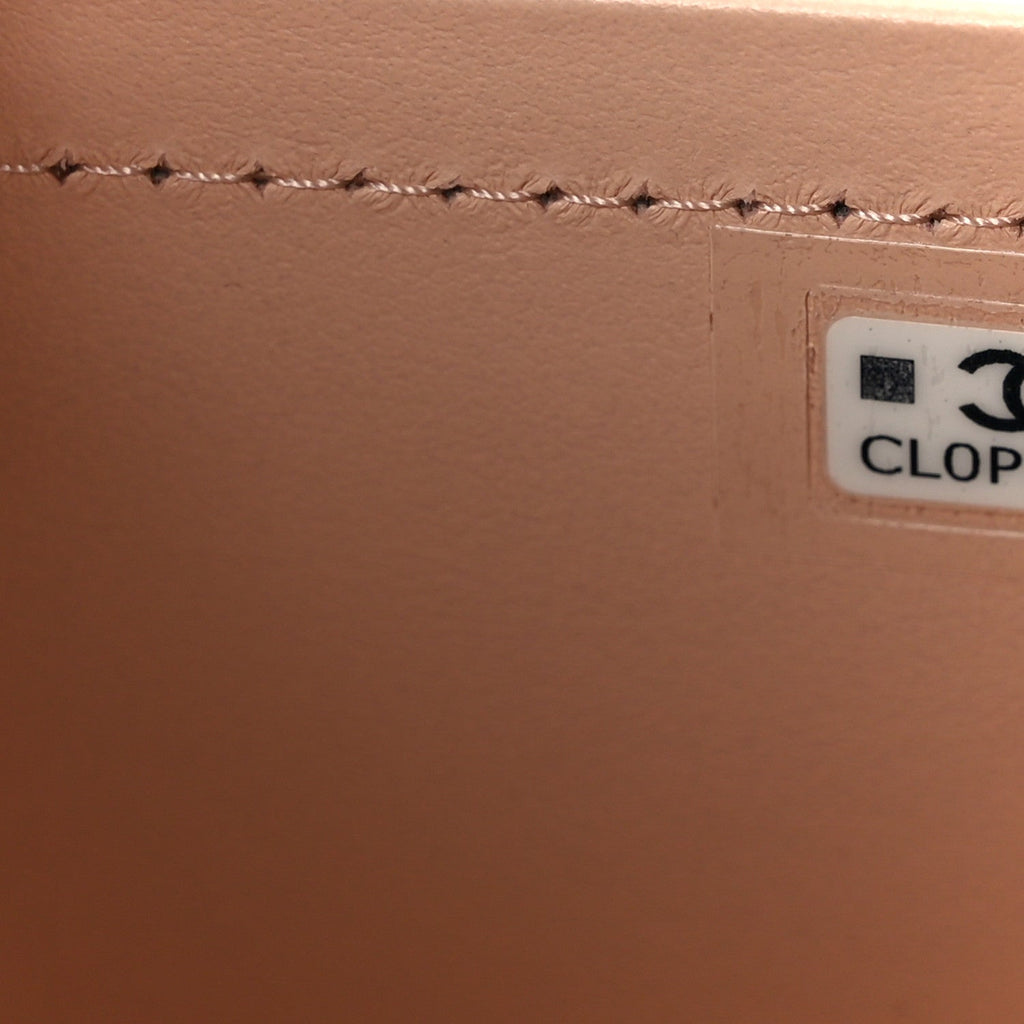 Shiny Caviar Preppy Coco Long Vanity With Strap Light Pink