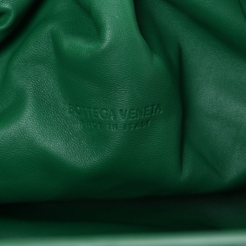 Nappa Maxi Intrecciato The Pouch Oversized Clutch Racing Green