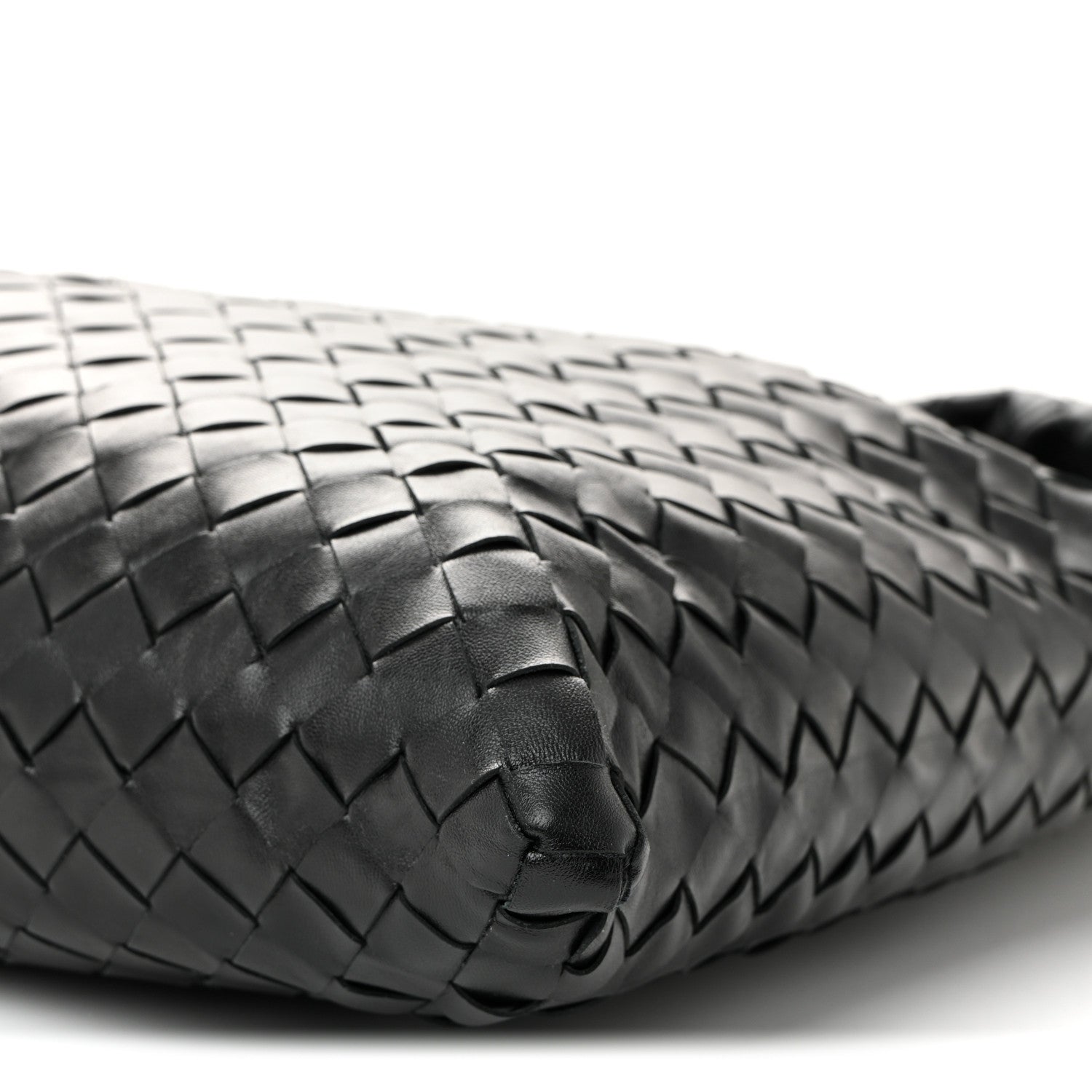 Calfskin Intrecciato Large Hop Black