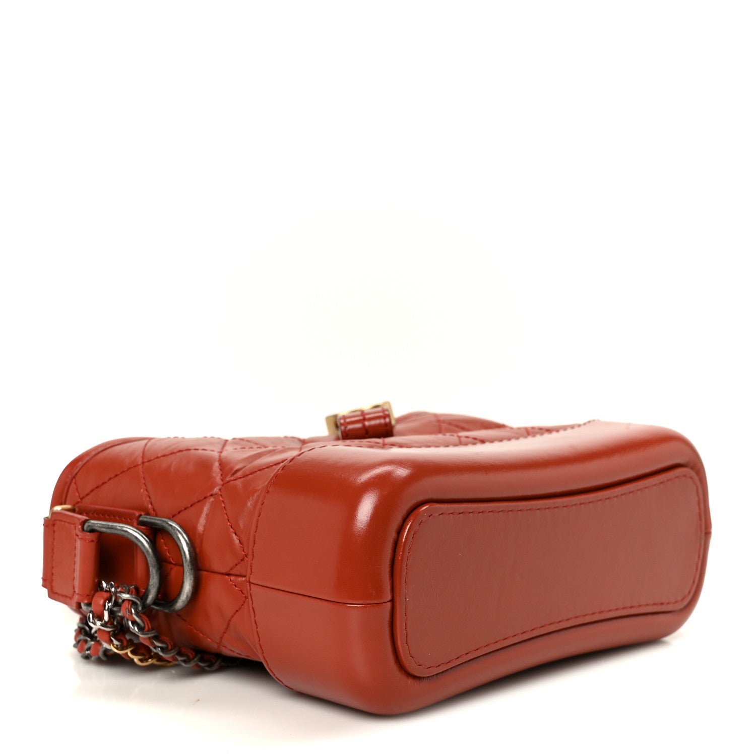 Aged Calfskin Quilted Small Gabrielle Hobo Red