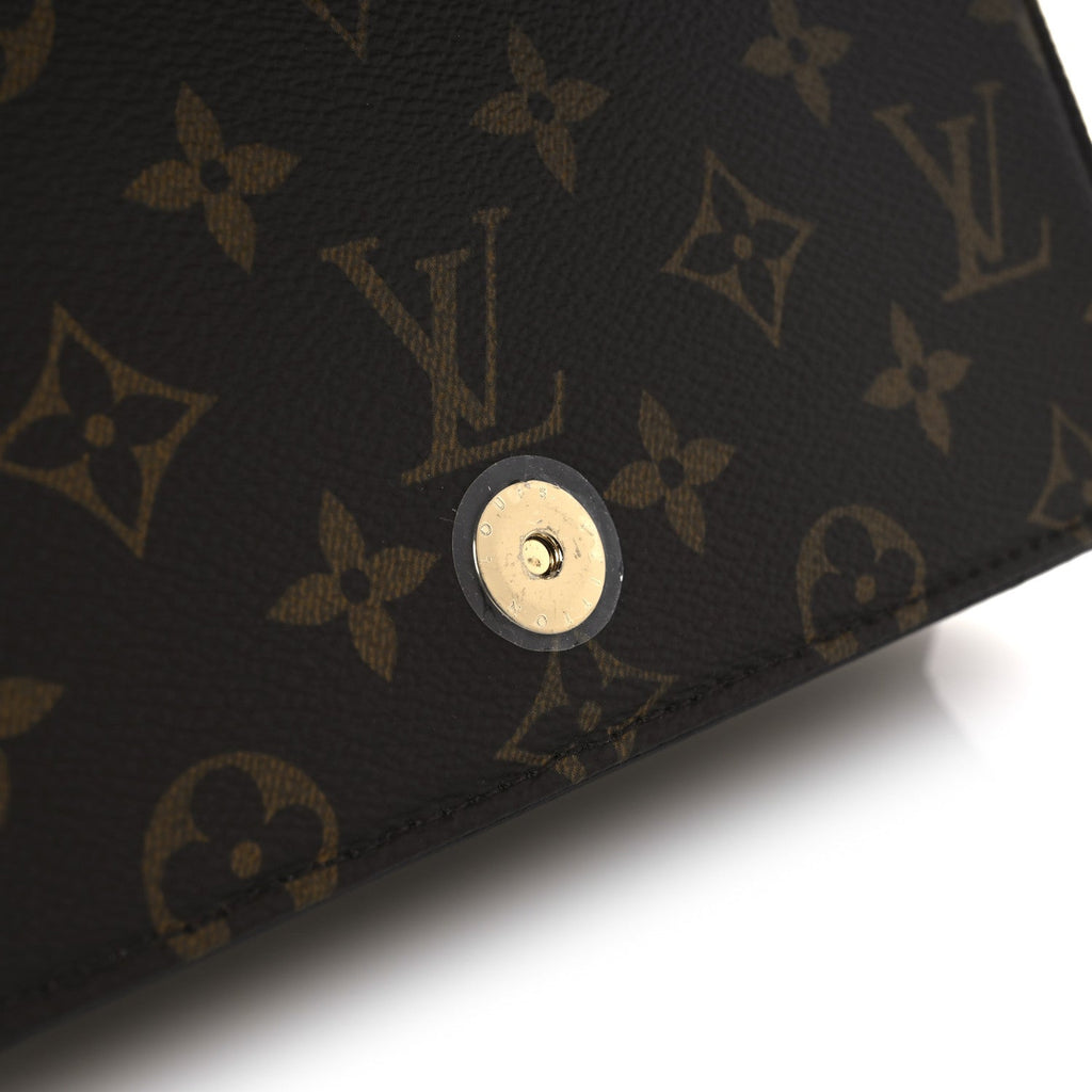Monogram Lily Wallet On Chain