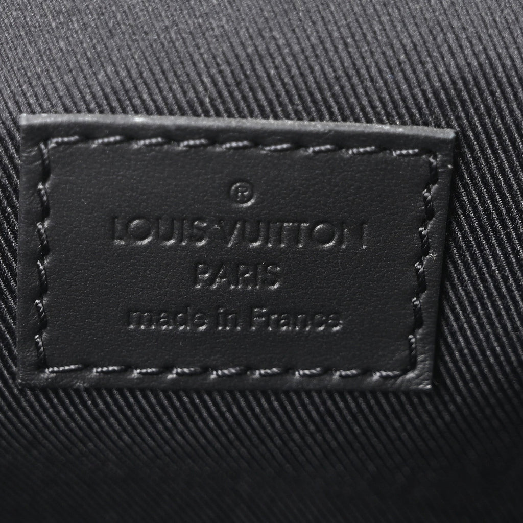 Taurillon Monogram Steamer Wearable Wallet Black