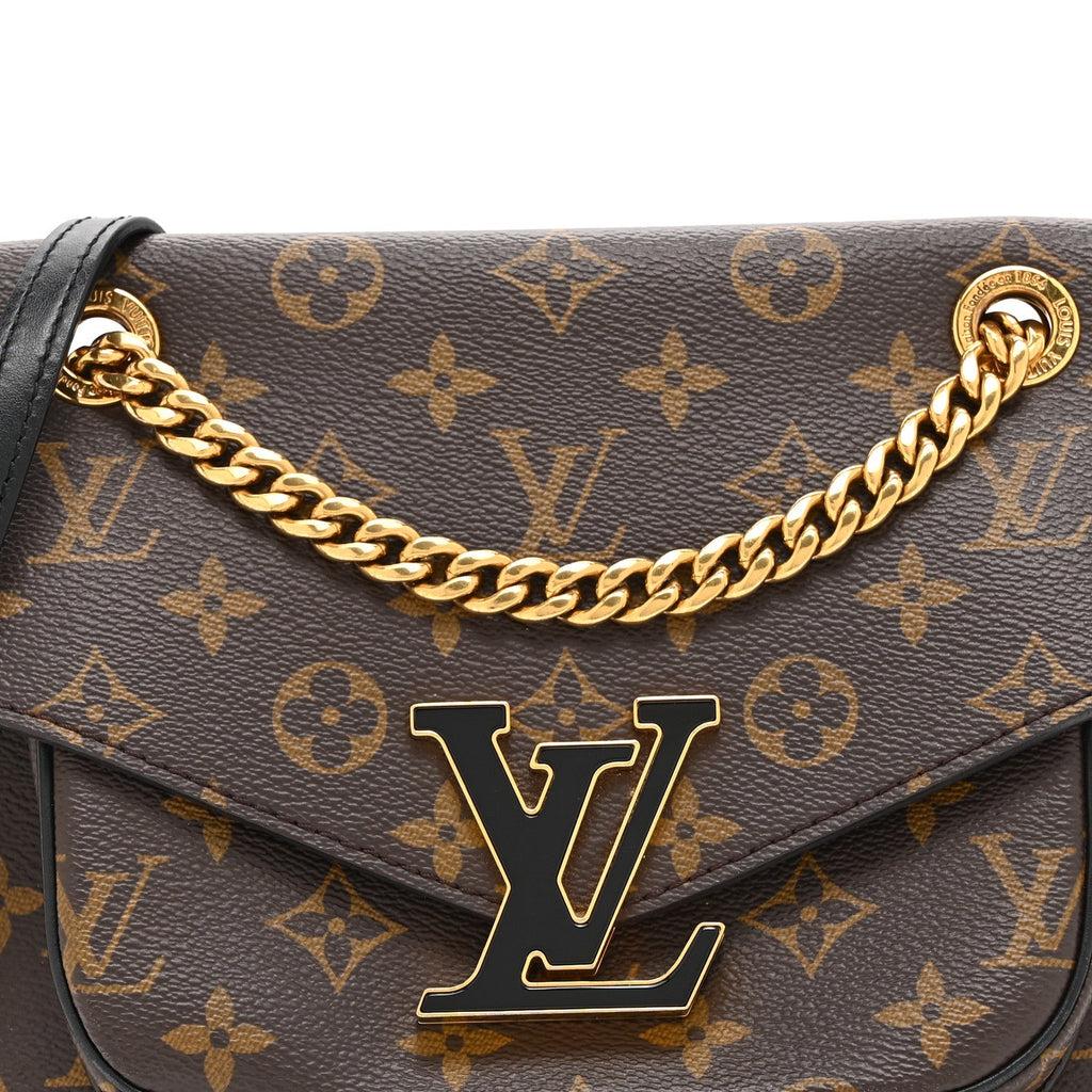 Monogram Passy