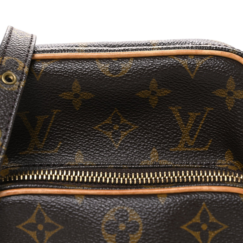 Monogram Amazone