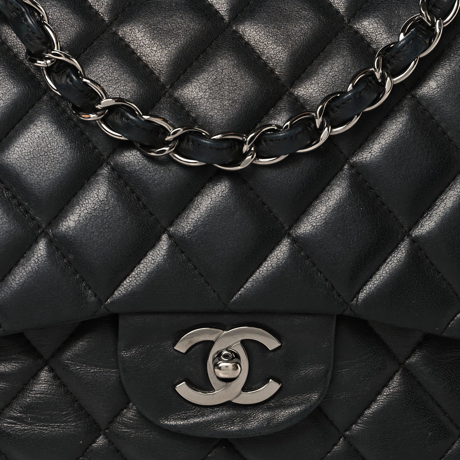 Lambskin Quilted Jumbo Single Flap Black