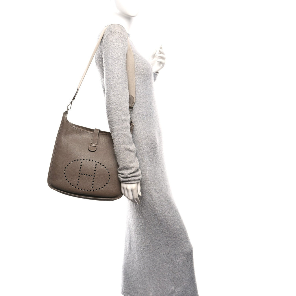 Taurillon Clemence Evelyne II GM Etoupe