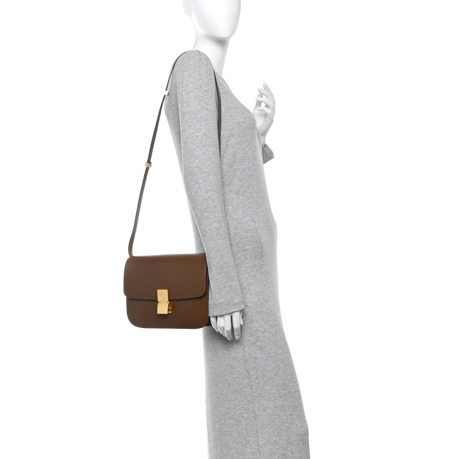 Box Calfskin Medium Classic Box Flap Bag Camel
