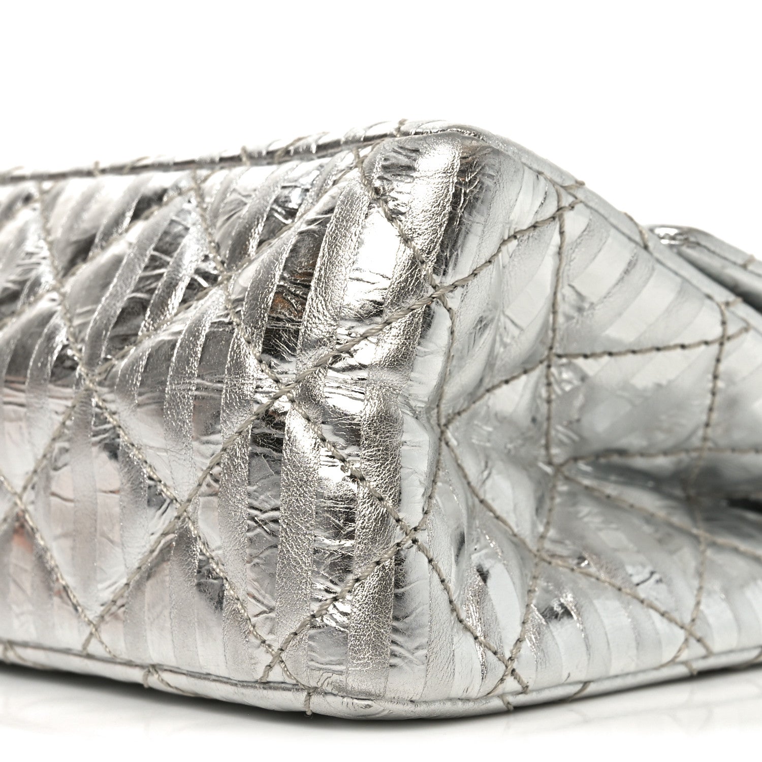 Metallic Calfskin Striped 2.55 Reissue 226 Silver