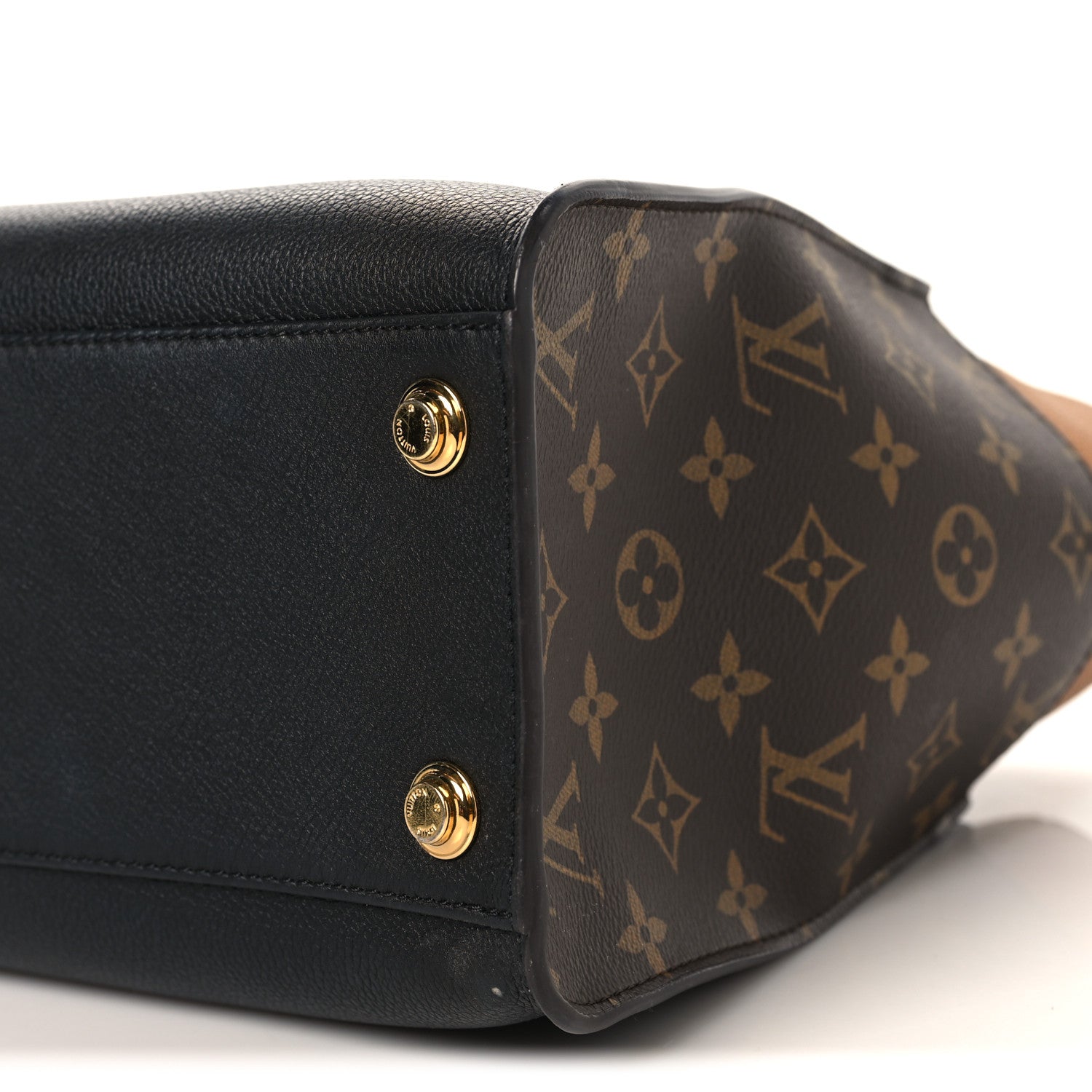 Calfskin Monogram On My Side MM Black