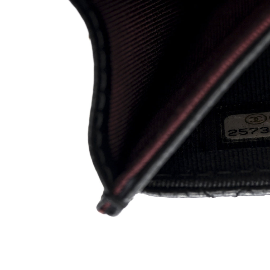 Caviar Quilted Flap  Holder Wallet Black