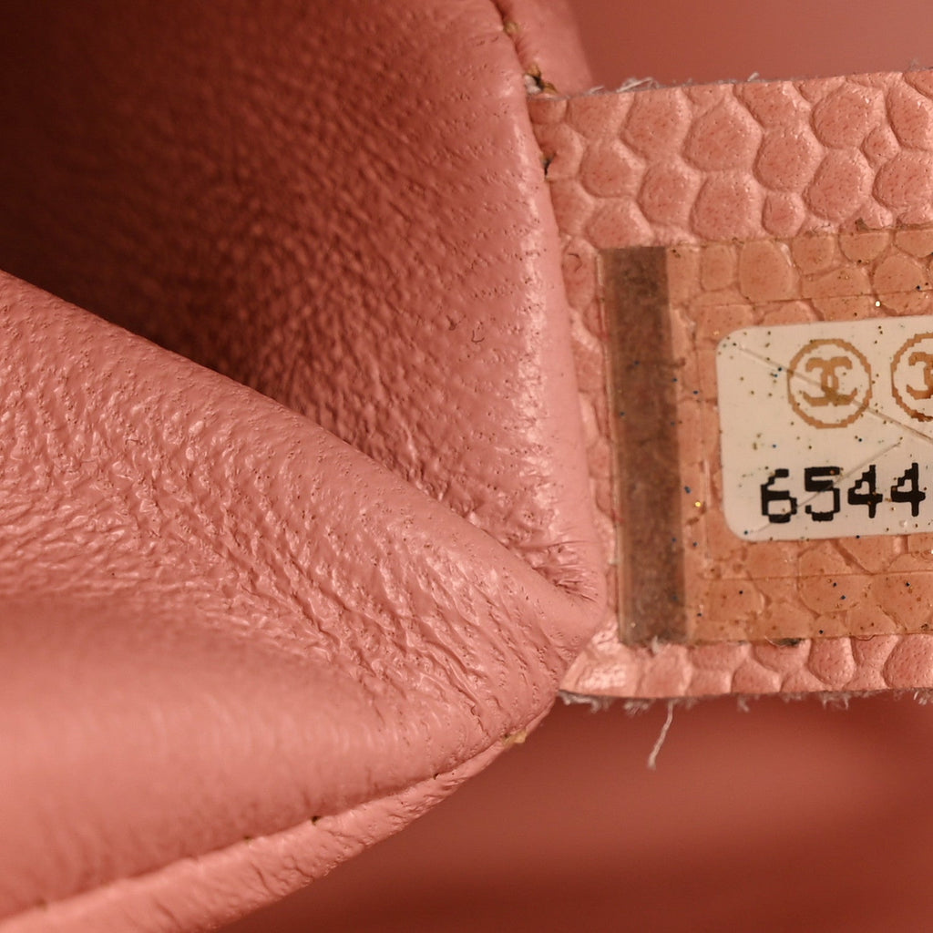 Caviar Quilted XL Jumbo Single Flap Light Pink