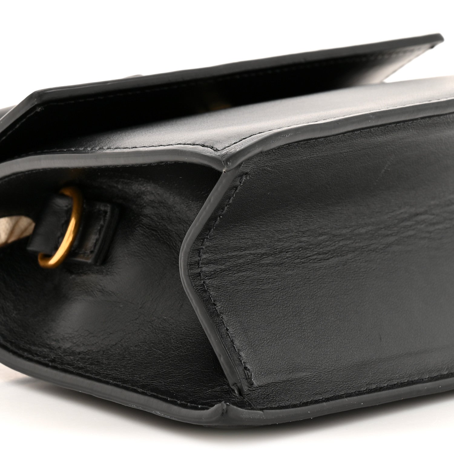 Smooth Calfskin Le Chiquito Moyen Black