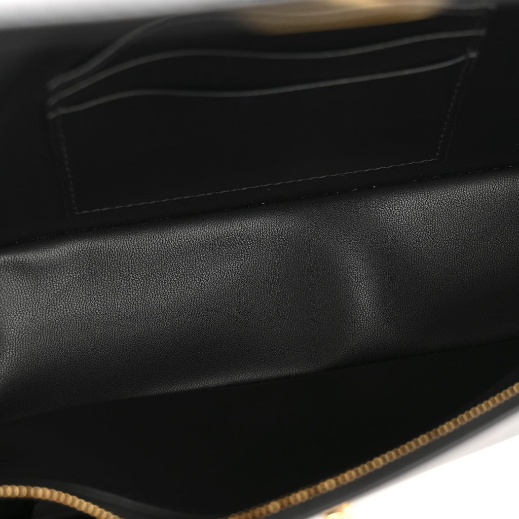Box Calfskin 30 Montaigne Avenue Pouch Black