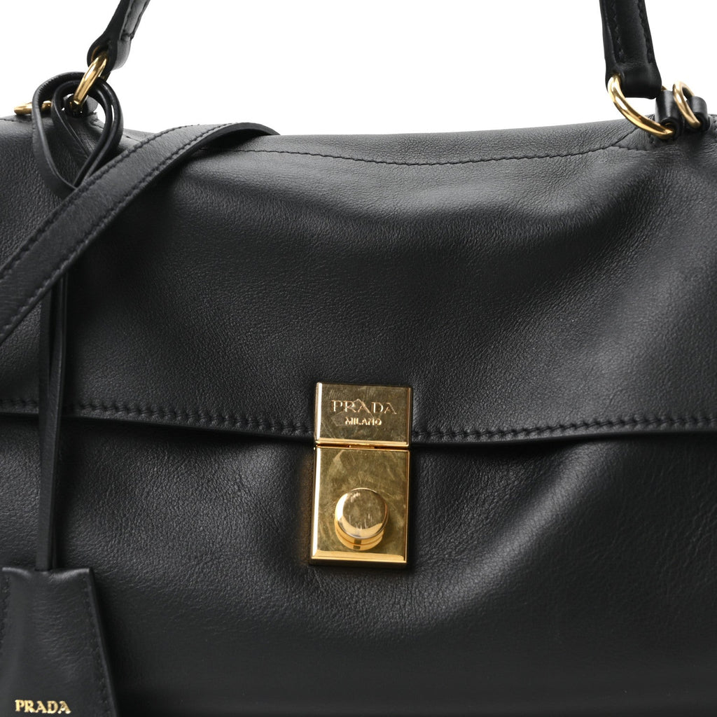 Calfskin Medium Soft Sound Shoulder Bag Black