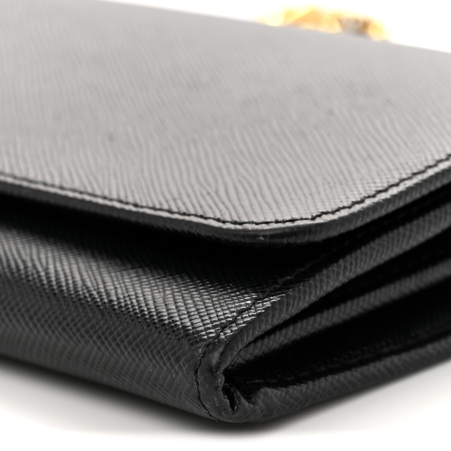 Saffiano Metal Oro Chain Wallet Black
