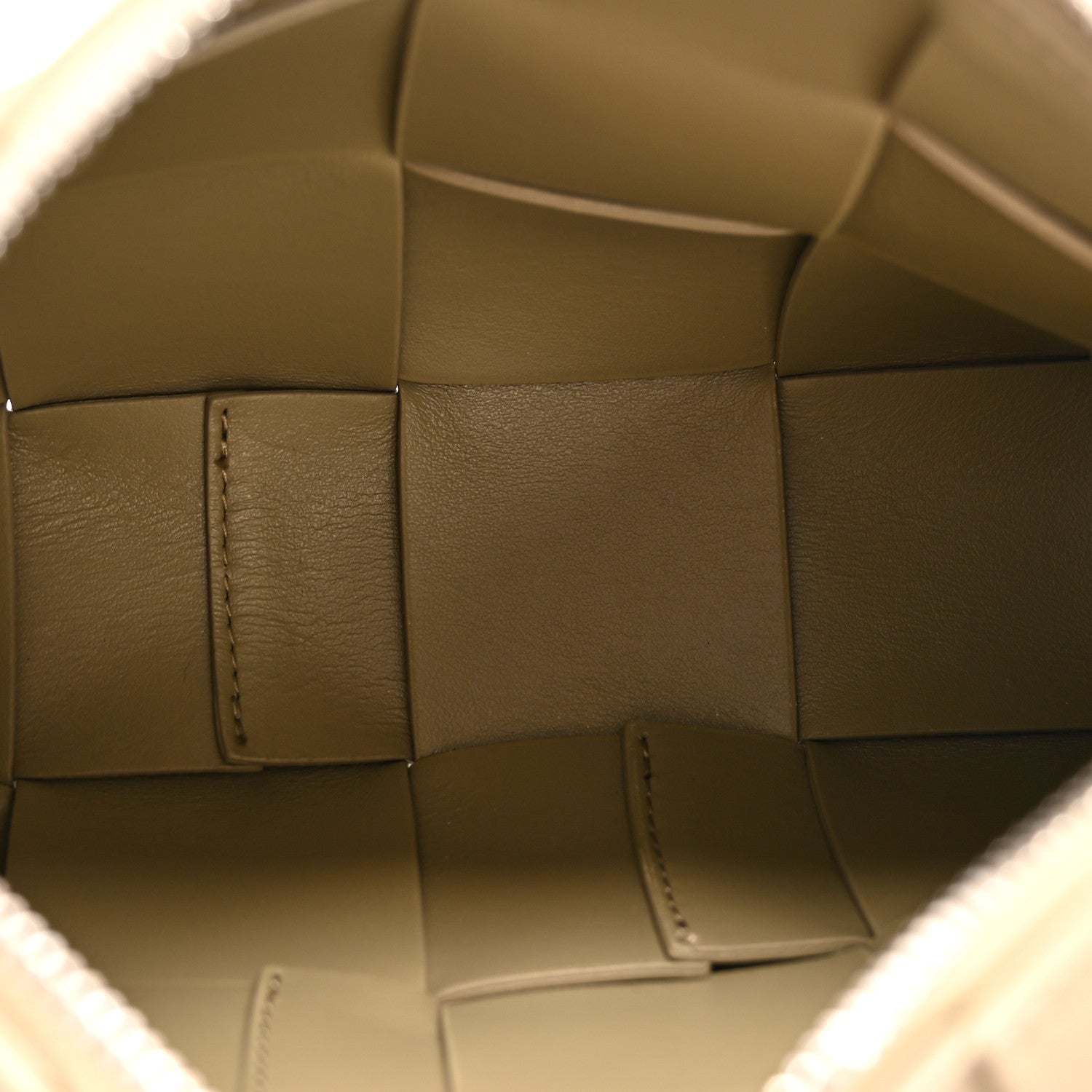 Lambskin Maxi Intrecciato Cassette Camera Bag Travertine