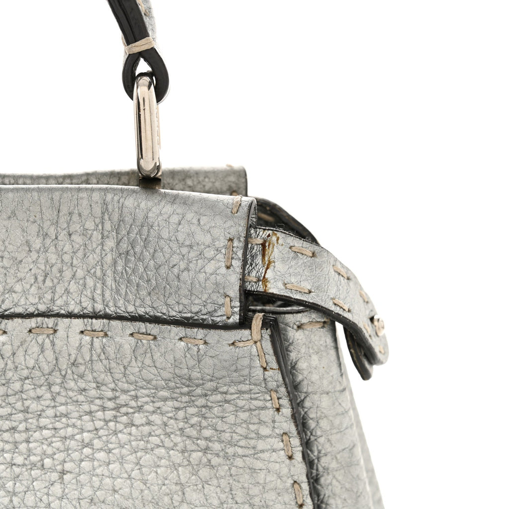 Cuoio Romano Lux Selleria Mini Peekaboo Iconic Satchel Argento