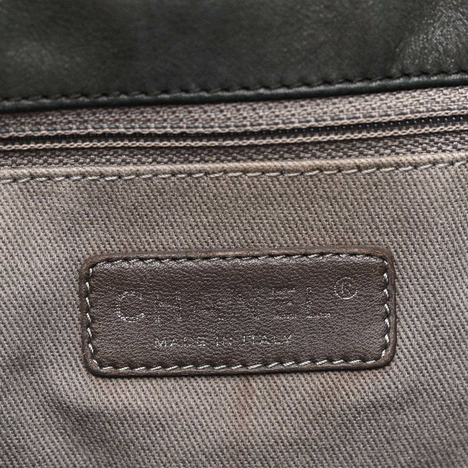 Iridescent Calfskin Glint Accordion Flap Black
