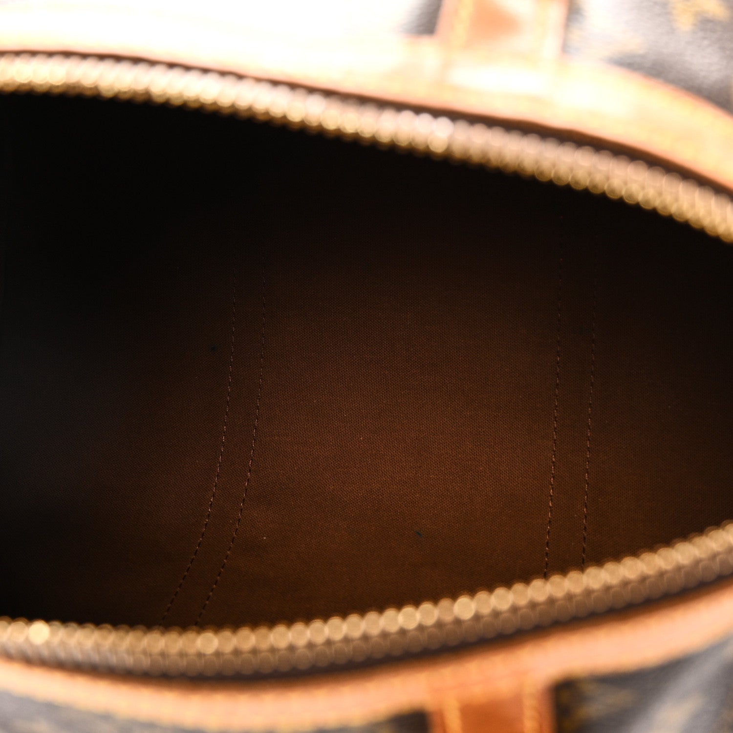 Monogram Sac Souple 35