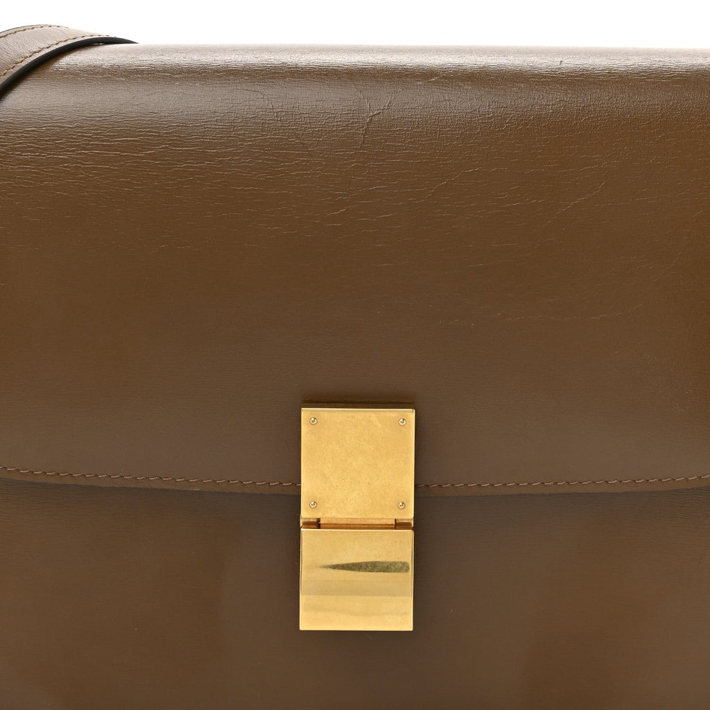 Box Calfskin Medium Classic Box Flap Bag Camel