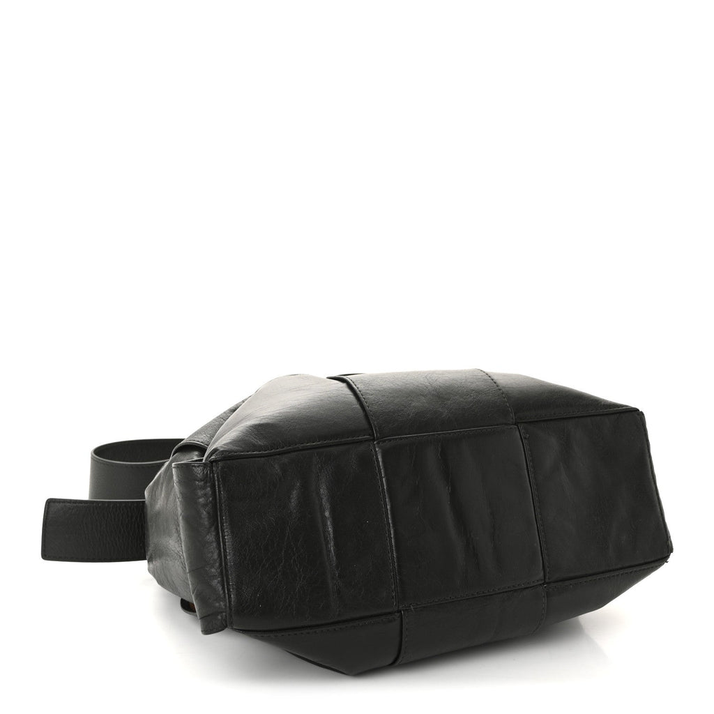 Paper Calfskin Maxi Intreccio Medium Arco Camera Bag Camping