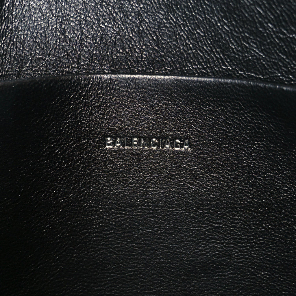 Calfskin Logo Large Cash Pouch With Handle Black White