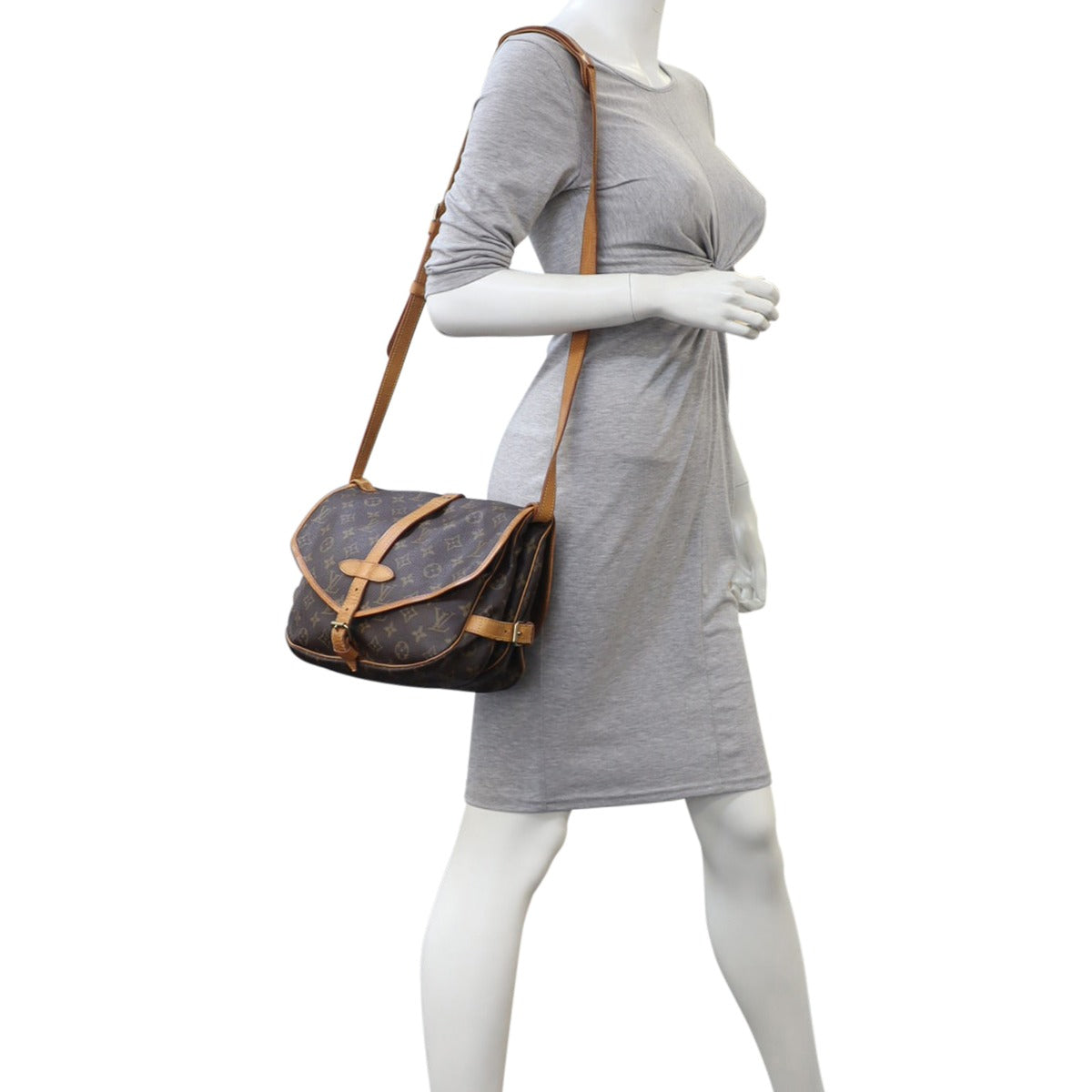Louis Vuitton Saumur 30 Monogram
