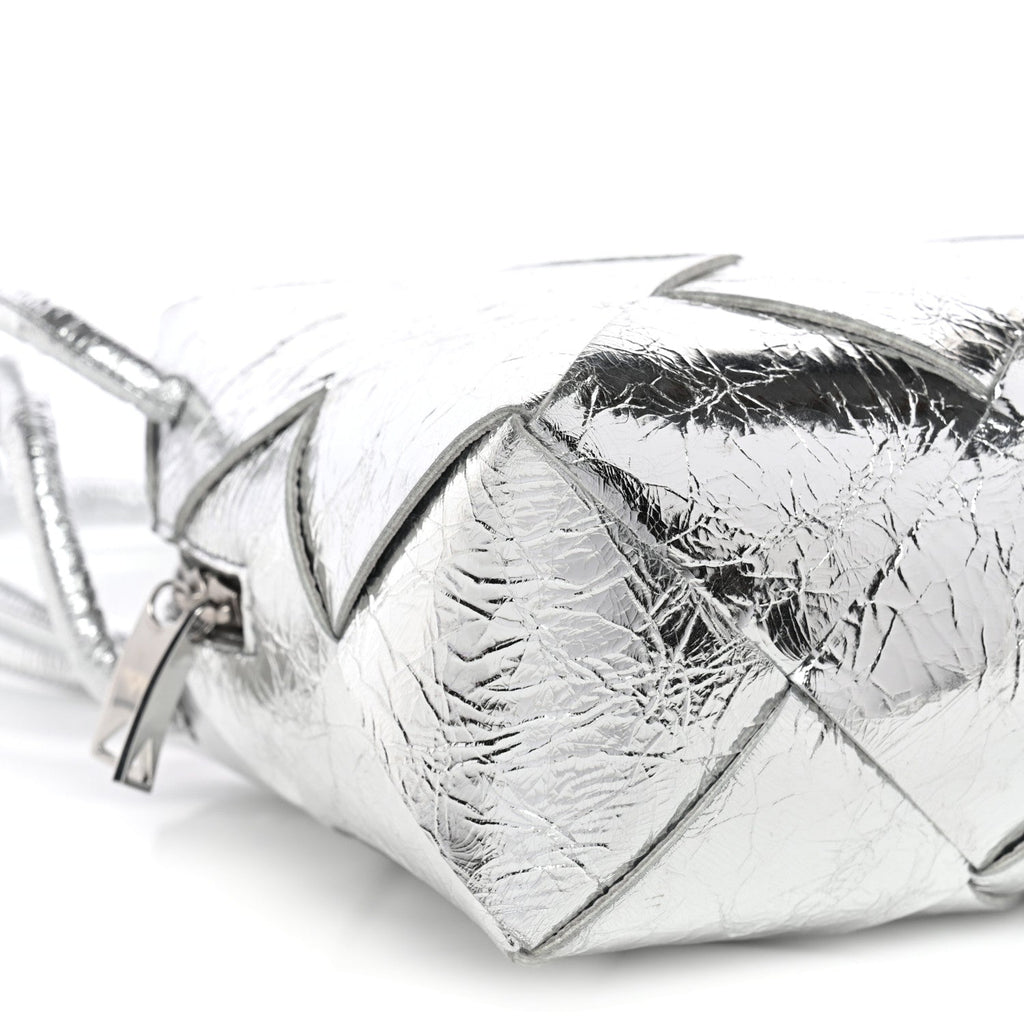 Metallic Crinkled Lambskin Maxi Intrecciato Small Cassette Camera Bag Silver