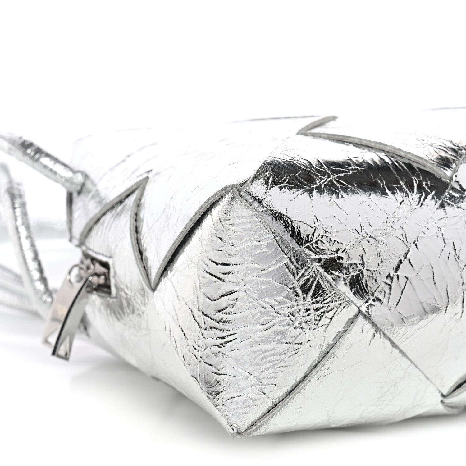 Metallic Crinkled Lambskin Maxi Intrecciato Small Cassette Camera Bag Silver