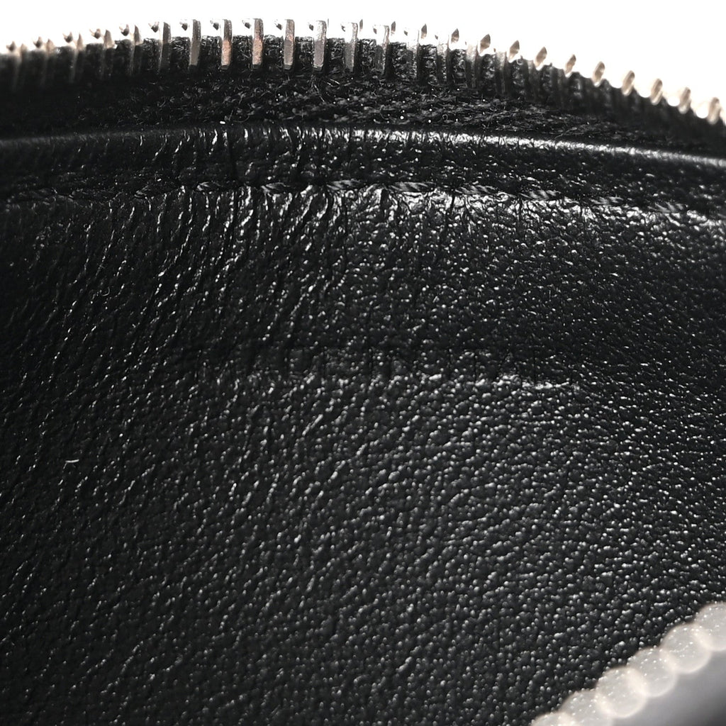Grained Calfskin Zipped  Holder Black