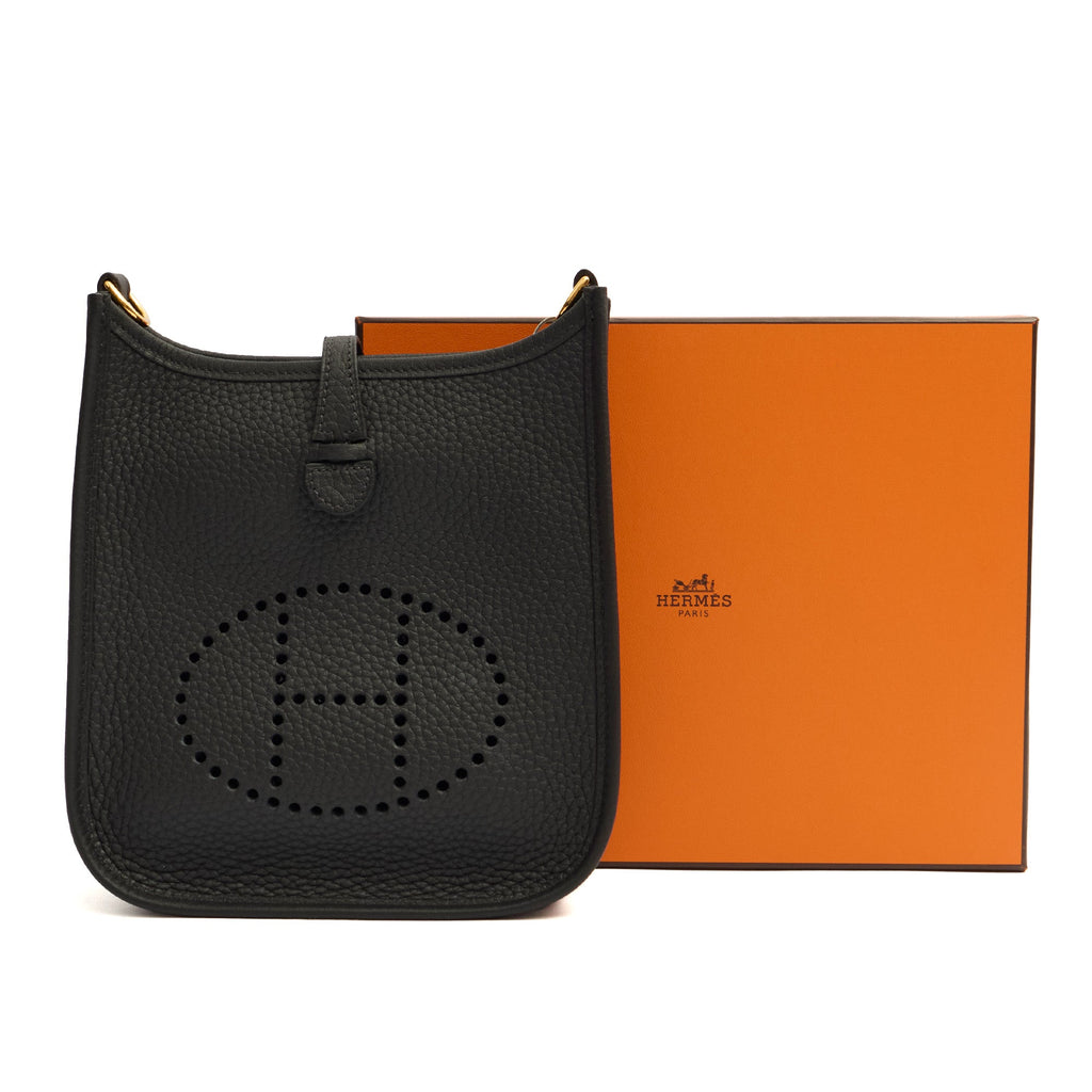 Hermes Cross Body Evelyne 16 in Black, Clemence Leather