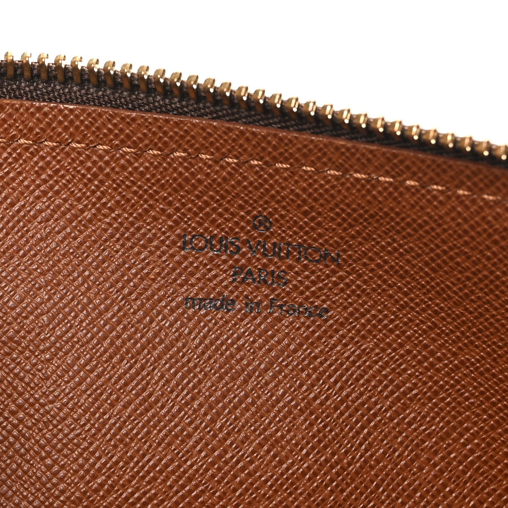 Monogram Ebene Papillon 26