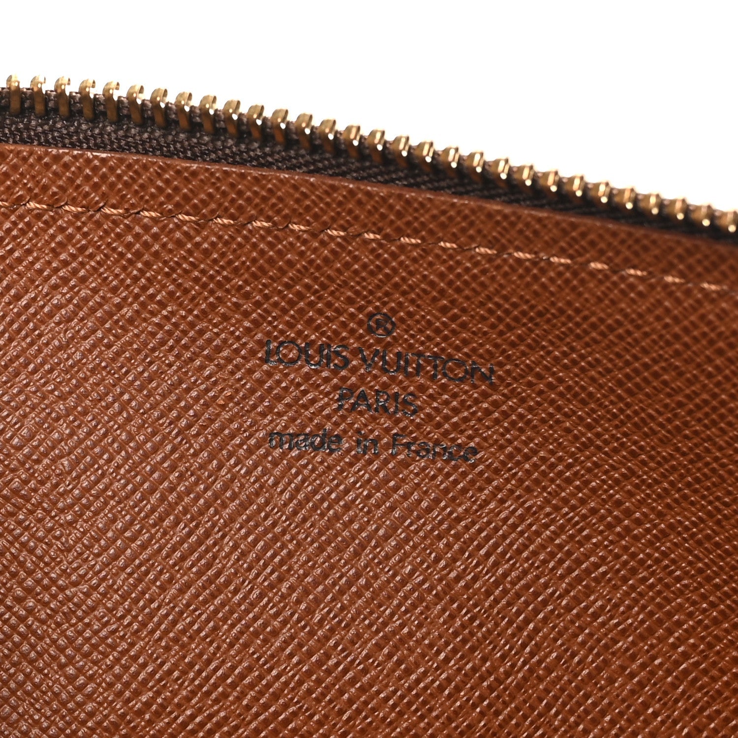 Monogram Ebene Papillon 26
