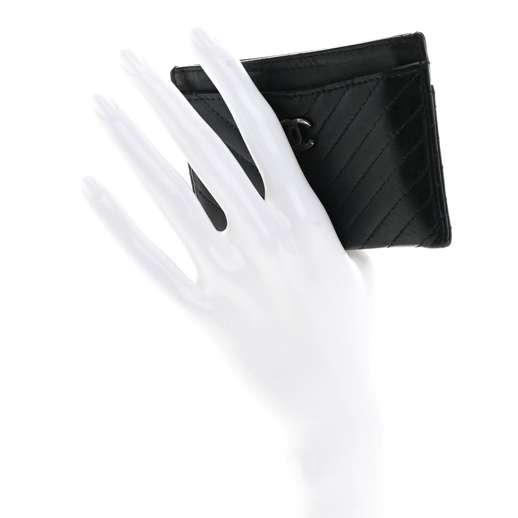 Lambskin Chevron Quilted  Holder Black