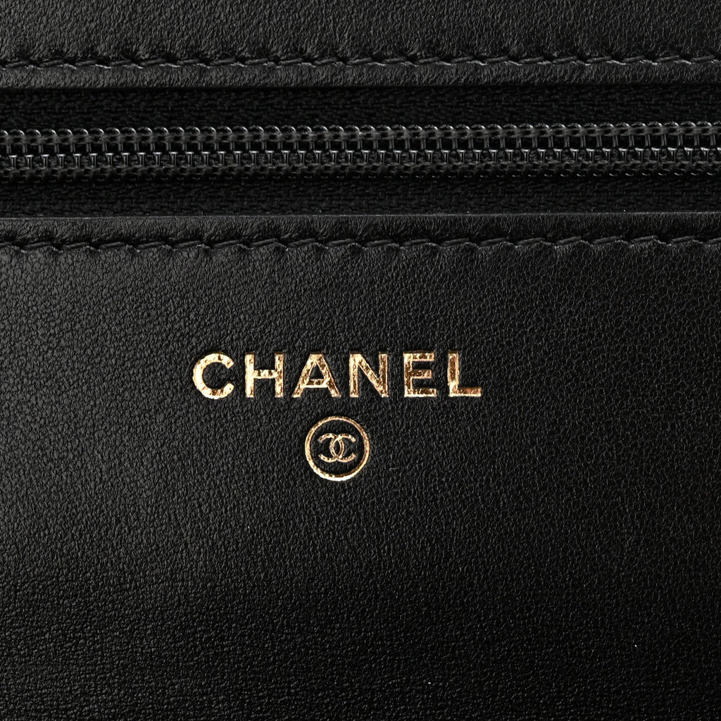 Lambskin Quilted Chain Around Wallet On Chain WOC Black