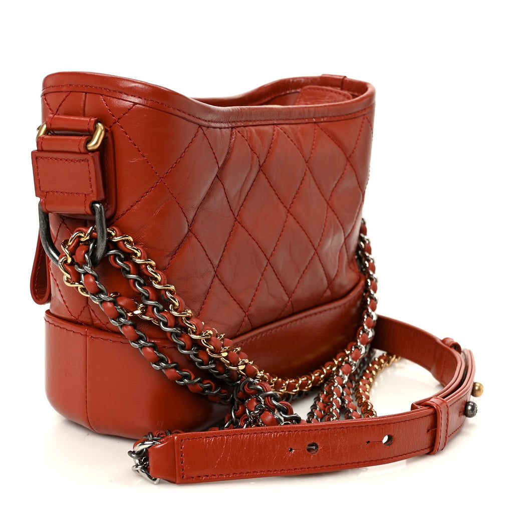 Aged Calfskin Quilted Small Gabrielle Hobo Red